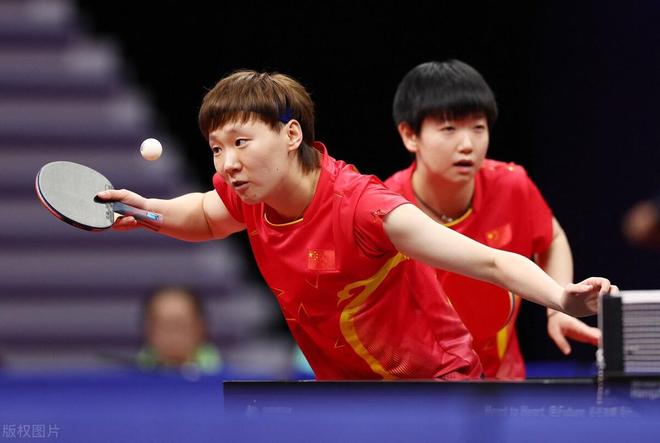 尤其是在下 尤其是在下